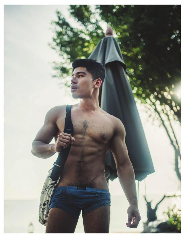 1000miles-Magazine--Vol.1---Nick-Ittipat