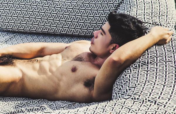 1000miles-Magazine--Vol.1---Nick-Ittipat