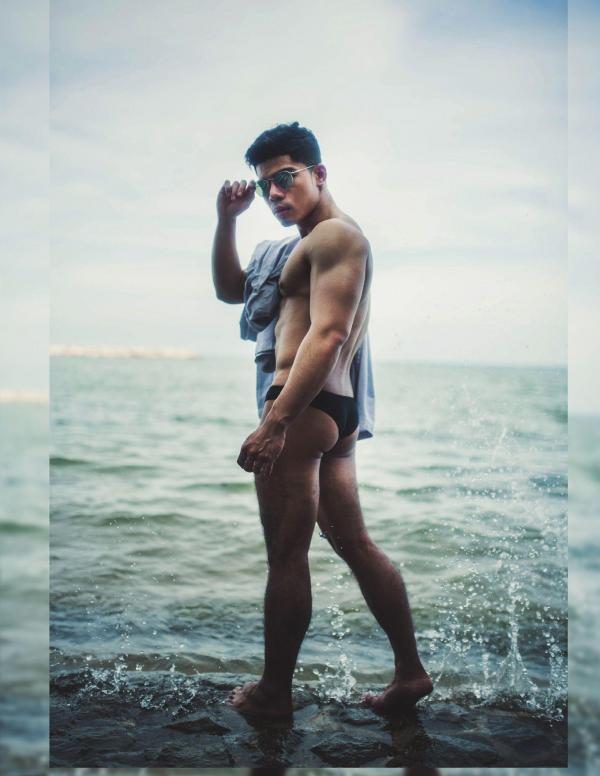 1000miles-Magazine--Vol.1---Nick-Ittipat