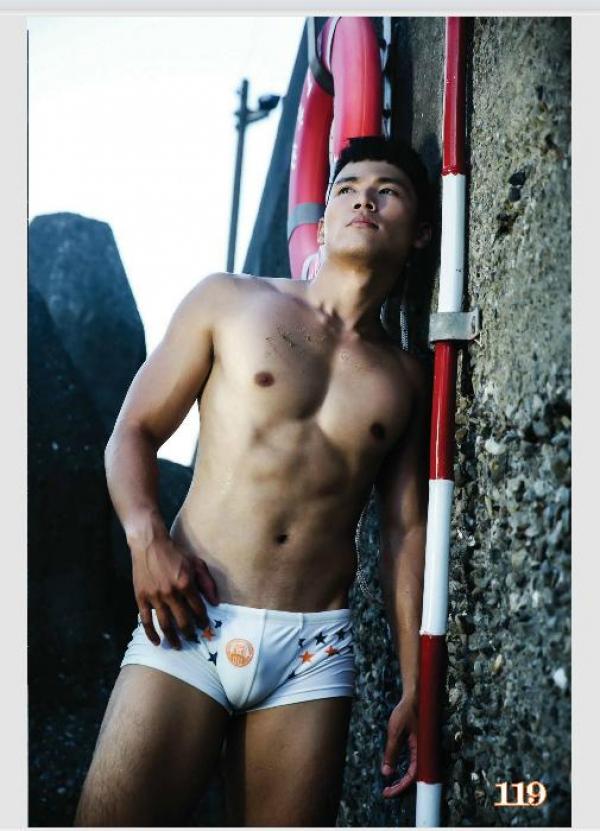 @MAN-07--Taiwan’s-Strong-Man