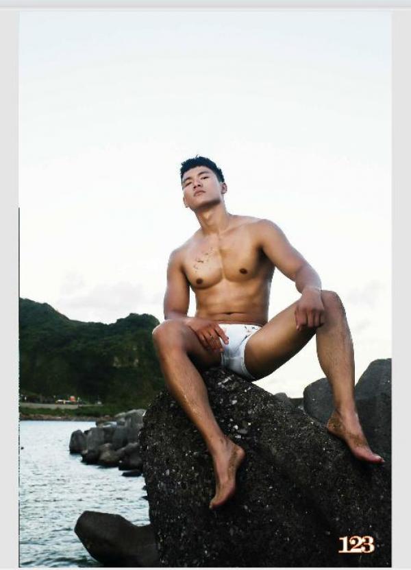 @MAN-07--Taiwan’s-Strong-Man