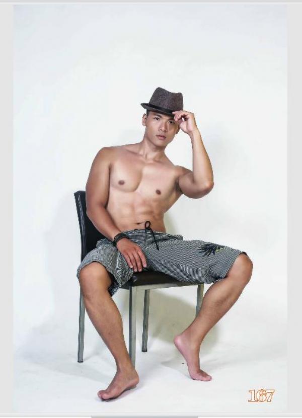 @MAN-07--Taiwan’s-Strong-Man