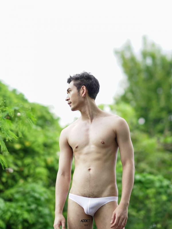 ADDICT-06---Arm-146-Pics--BtS