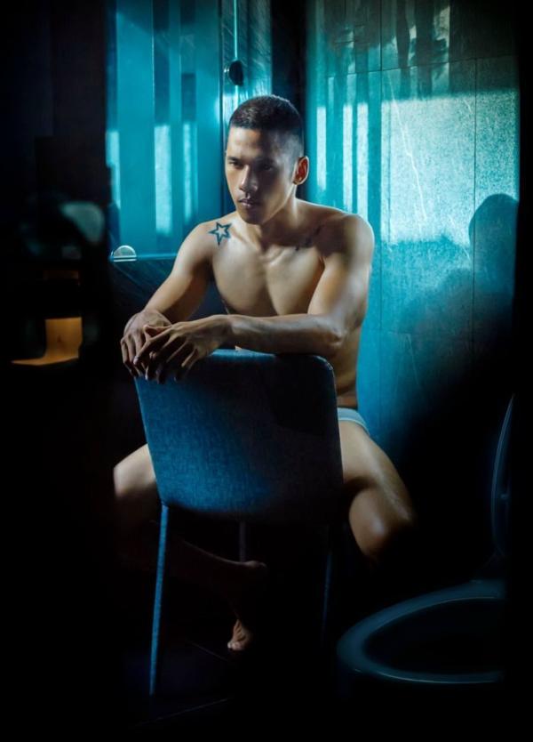 AWAKE-Issue-06--GUIDE