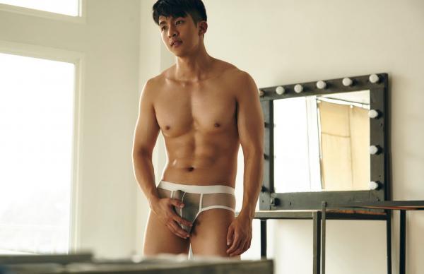 AWESOME-MEN-2---Gun-Nakarin