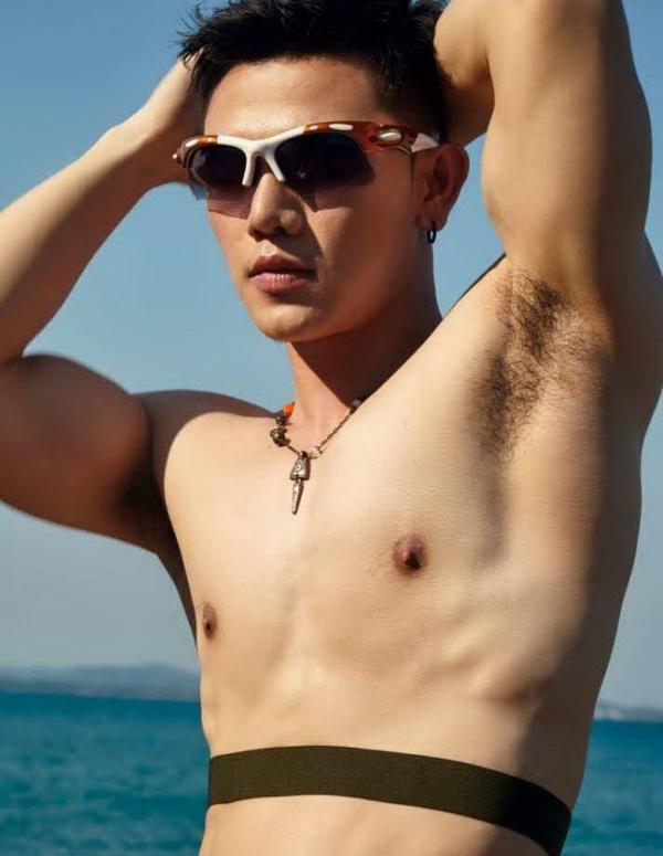 AWESOME-MEN-6--BoN-NalueMit