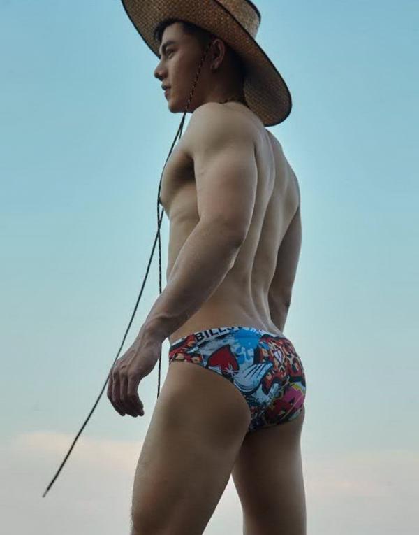 AWESOME-MEN-6--BoN-NalueMit