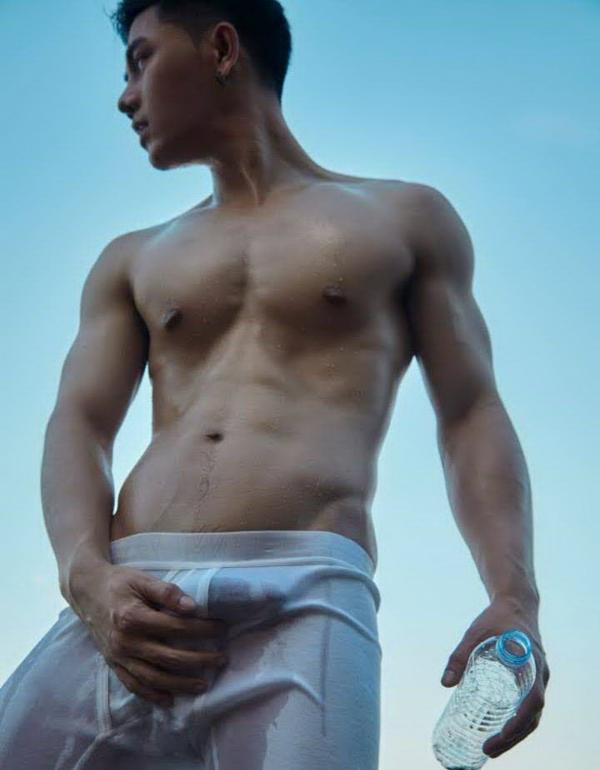 AWESOME-MEN-6--BoN-NalueMit