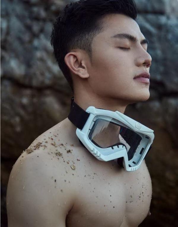 AWESOME-MEN-6--BoN-NalueMit