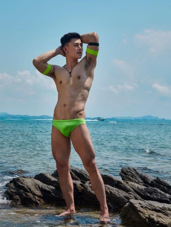 AWESOME-MEN-6--BoN-NalueMit