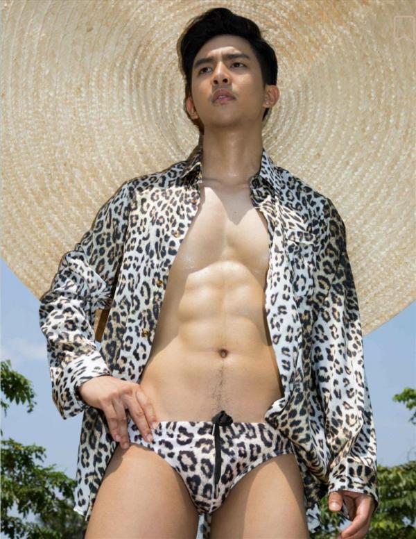 AWESOME-MEN-8--Bromance-Gun-amp-Cartoon--Ebook--Video-