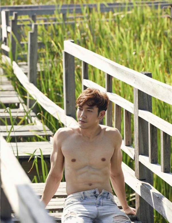 AWESOME-MEN-8--Bromance-Gun-amp-Cartoon--Ebook--Video-