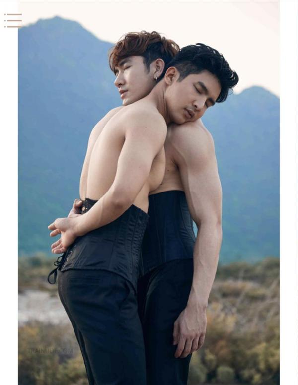 AWESOME-MEN-8--Bromance-Gun-amp-Cartoon--Ebook--Video-