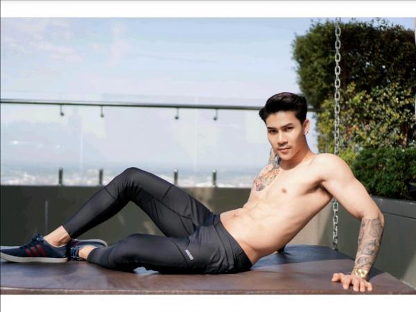 Alexis-09--Knot-Exclusive