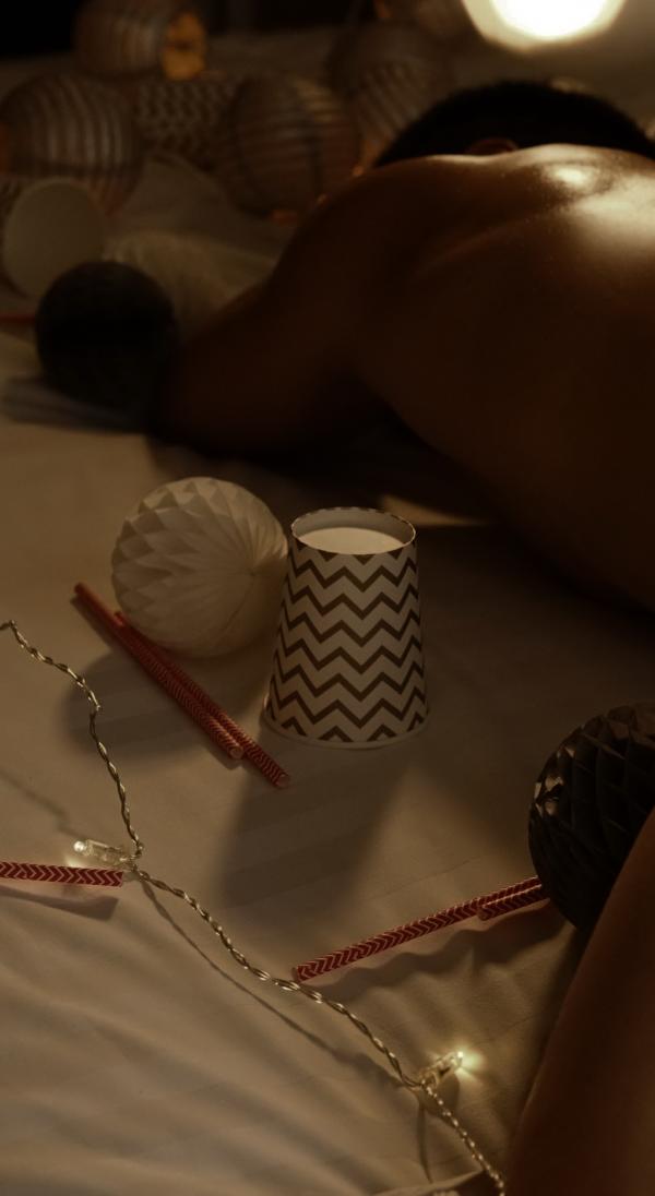 Arouse-Vol.01--Santa-Gift