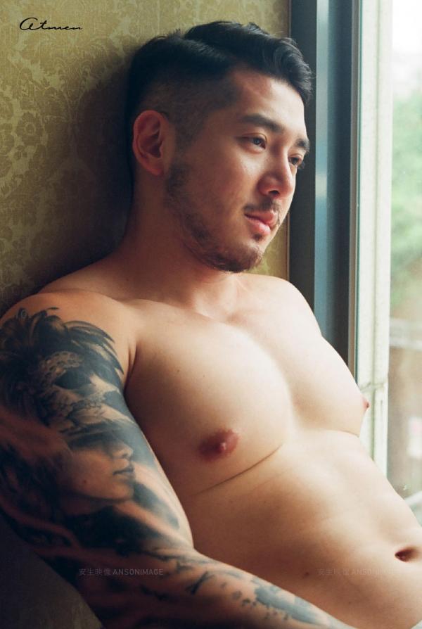 At-Men-No.04-–-Liang