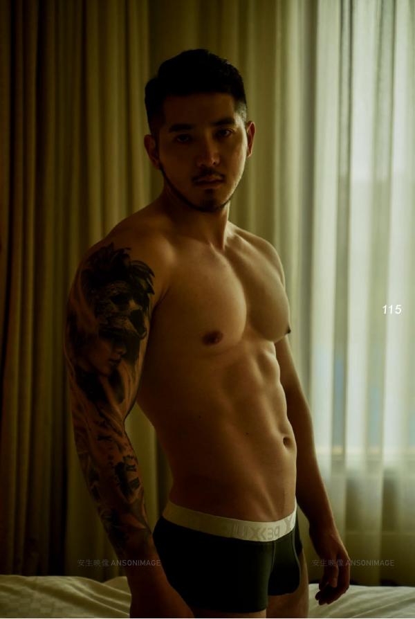 At-Men-No.04-–-Liang