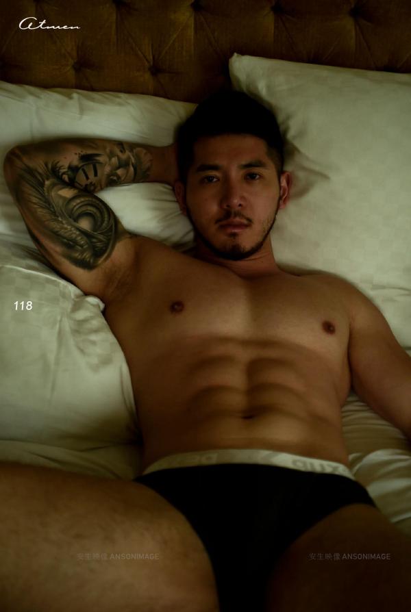 At-Men-No.04-–-Liang