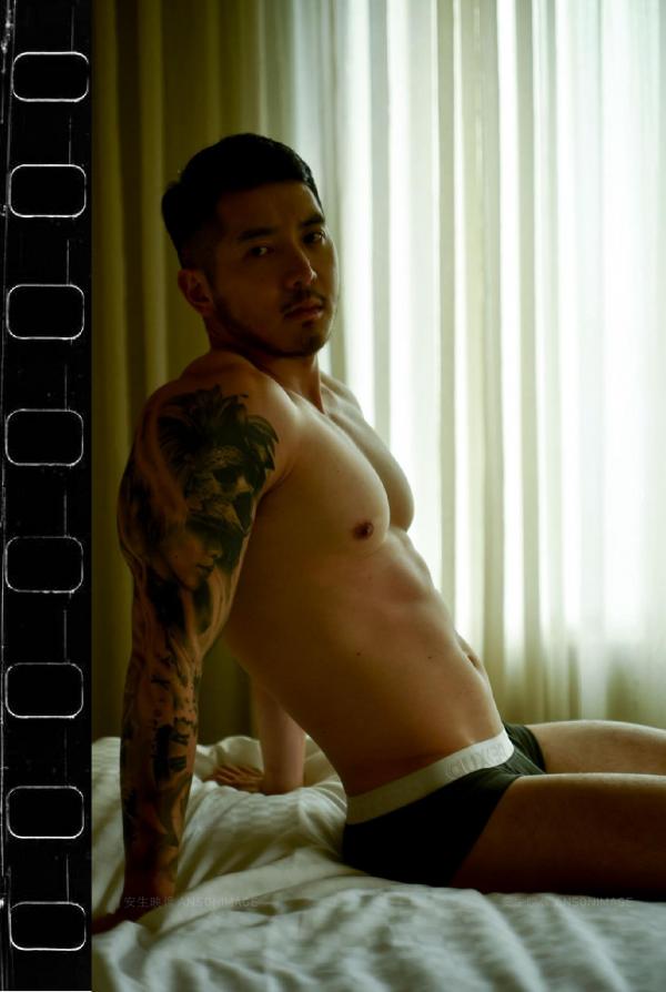 At-Men-No.04-–-Liang