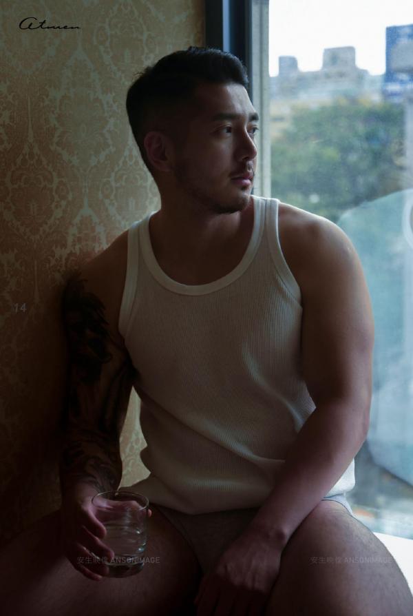 At-Men-No.04-–-Liang