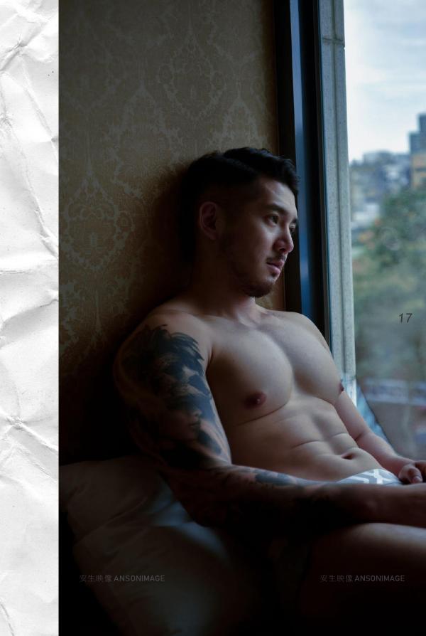 At-Men-No.04-–-Liang