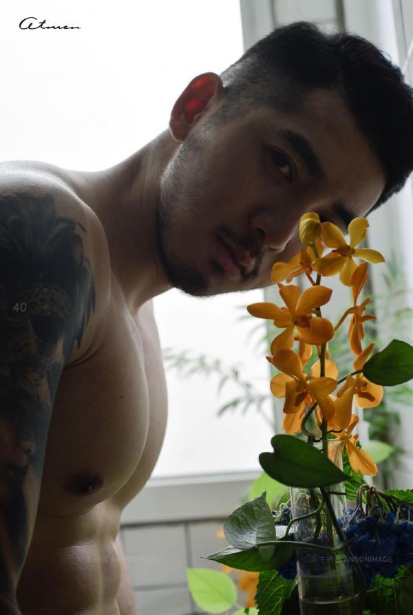 At-Men-No.04-–-Liang