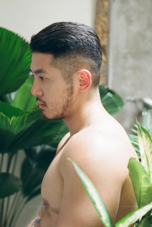 At-Men-No.04-–-Liang