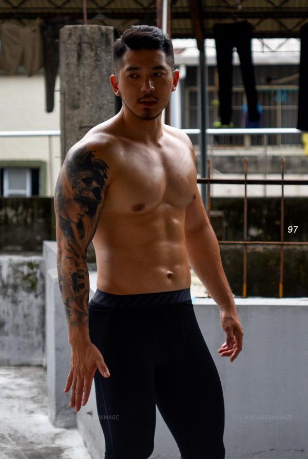 At-Men-No.04-–-Liang