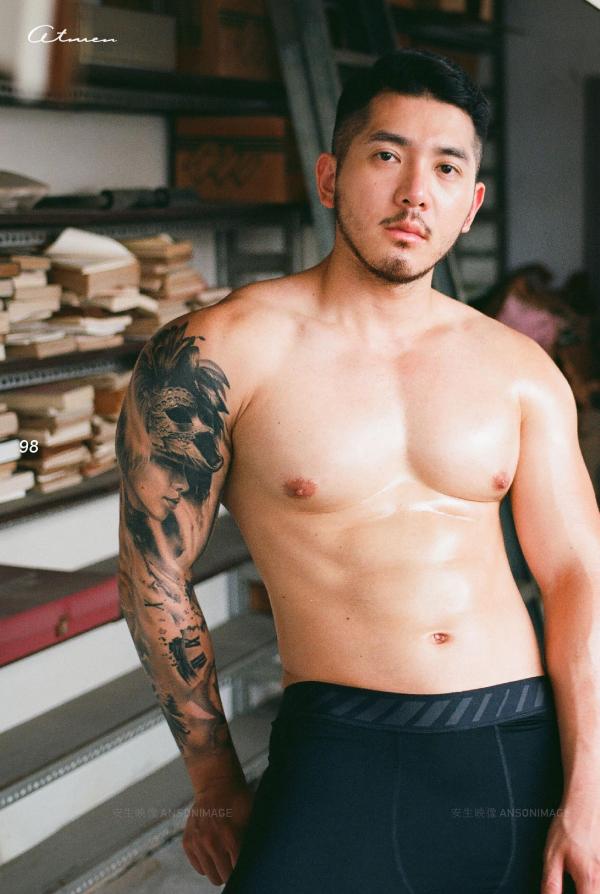 At-Men-No.04-–-Liang