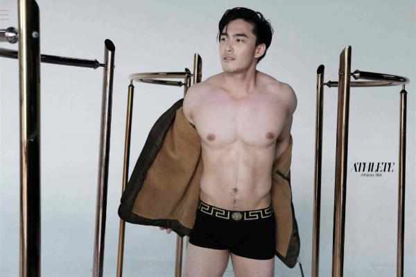 Athlete-Bkk-Vol.01-–-Krit-Takoyakrit-EbookVideo