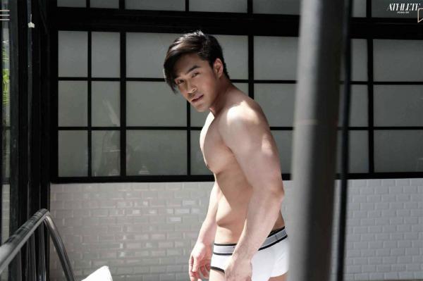 Athlete-Bkk-Vol.01-–-Krit-Takoyakrit-EbookVideo