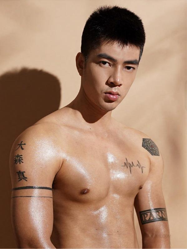 B-Photobook-01--Ebook--Video-