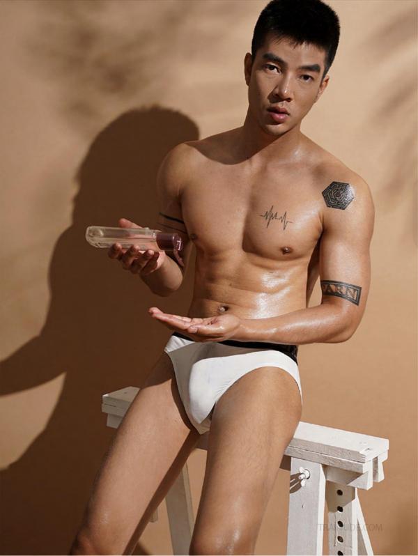 B-Photobook-01--Ebook--Video-