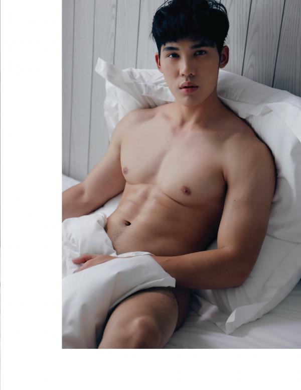 Back-03--Boss-24-Hours-125-Pics--BtS