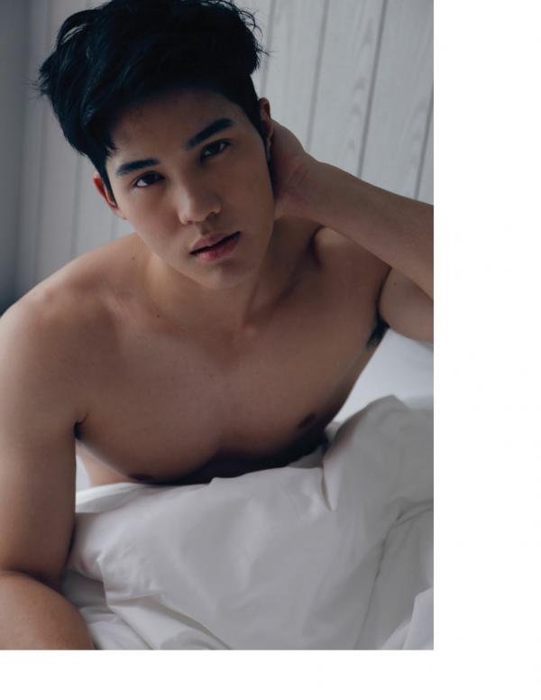 Back-03--Boss-24-Hours-125-Pics--BtS