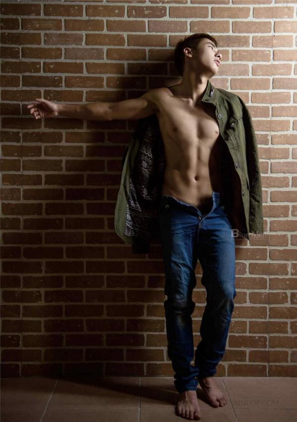 Blue-Men-No.209-EbookVideo