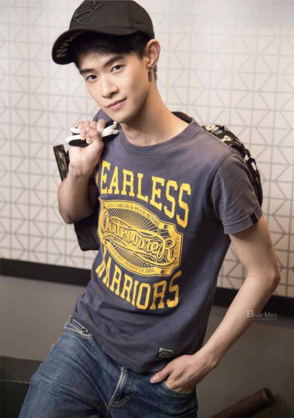 Blue-Men-No.211-–-Chris-EbookVideo