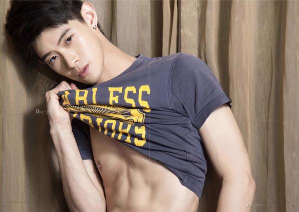 Blue-Men-No.211-–-Chris-EbookVideo