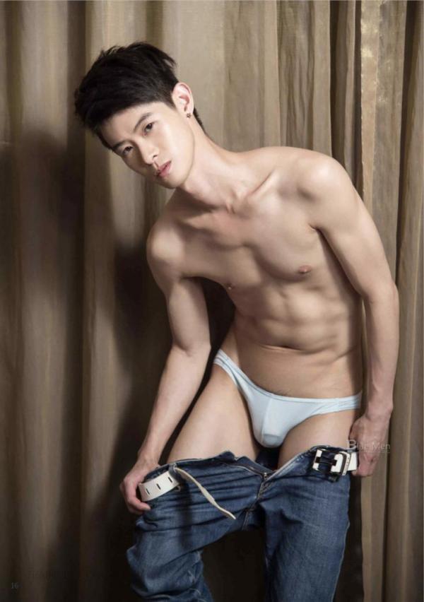 Blue-Men-No.211-–-Chris-EbookVideo