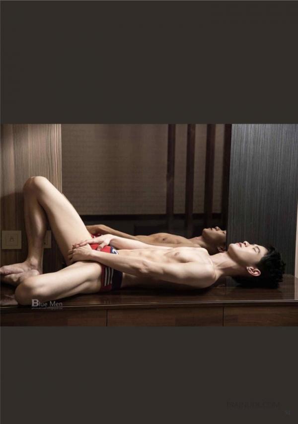 Blue-Men-No.211-–-Chris-EbookVideo