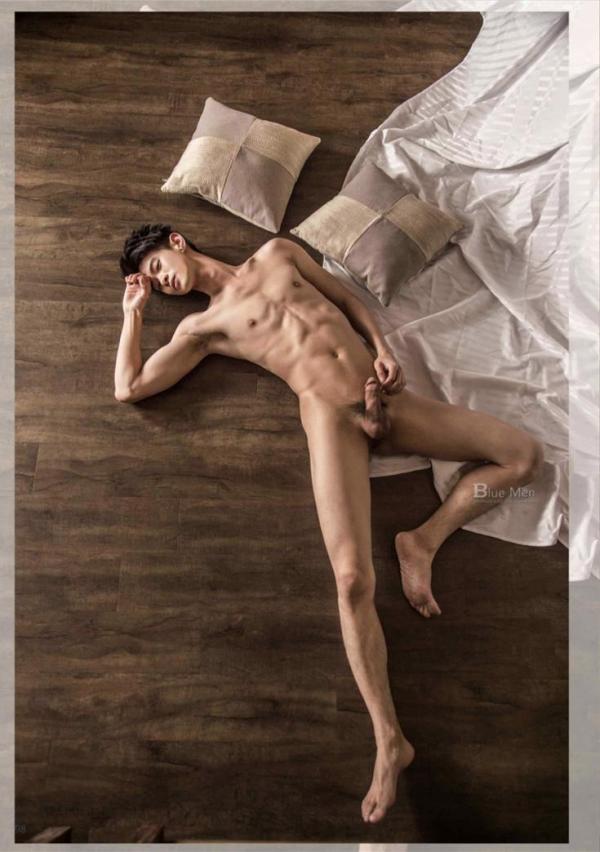 Blue-Men-No.211-–-Chris-EbookVideo