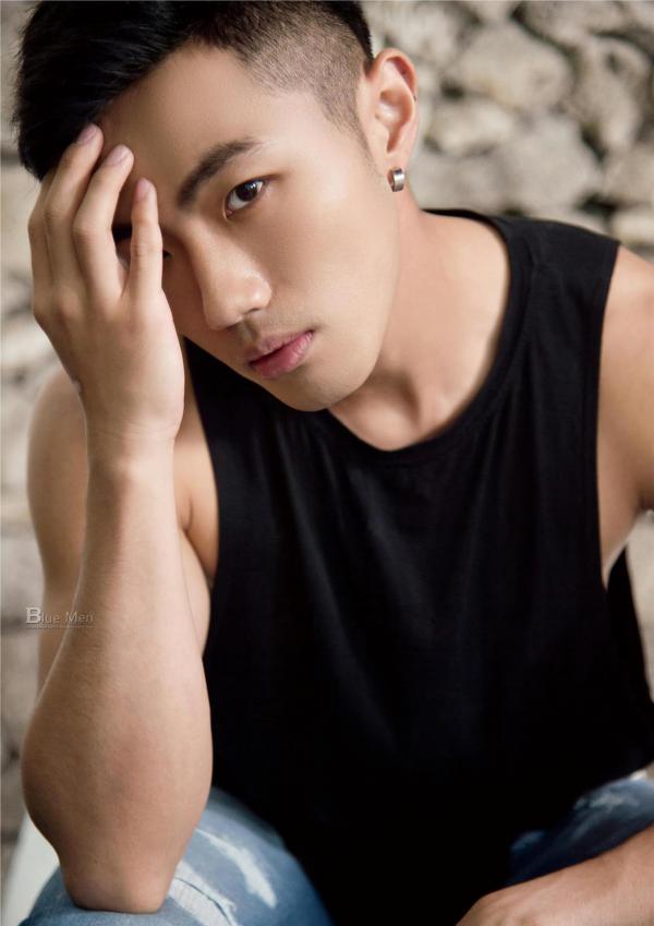 Blue-Men-No.234-EbookVideo