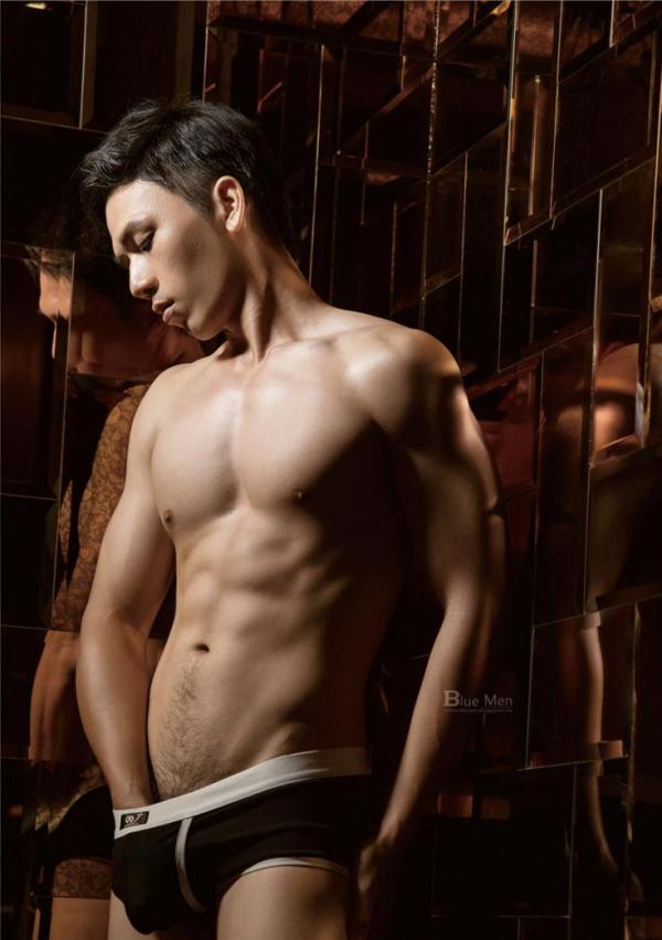 Blue-Men-No.239-EbookVideo