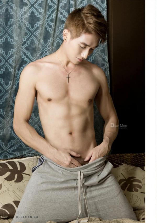 Blue-Men-No.241-EbookVideo