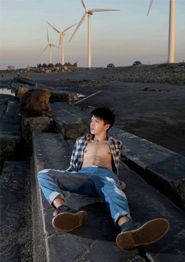 Blue-Photo-No.93-EbookVideo