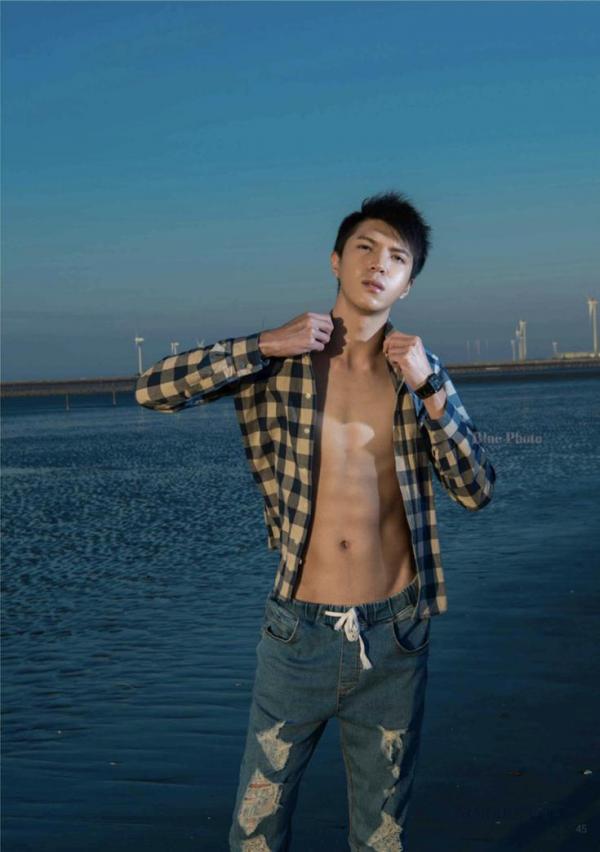 Blue-Photo-No.93-EbookVideo