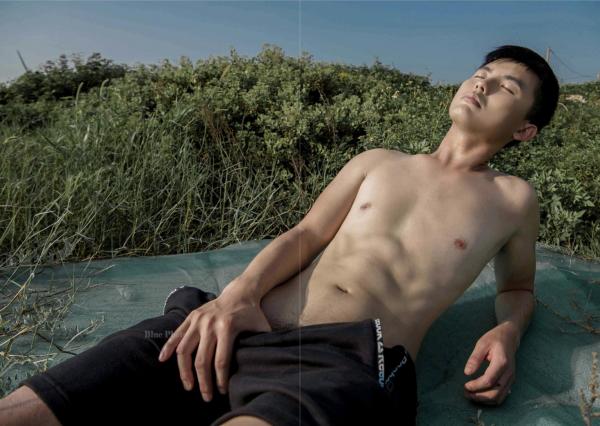 Blue-Photo-No.95-EbookVideo