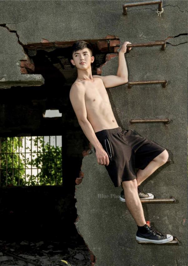 Blue-Photo-No.95-EbookVideo