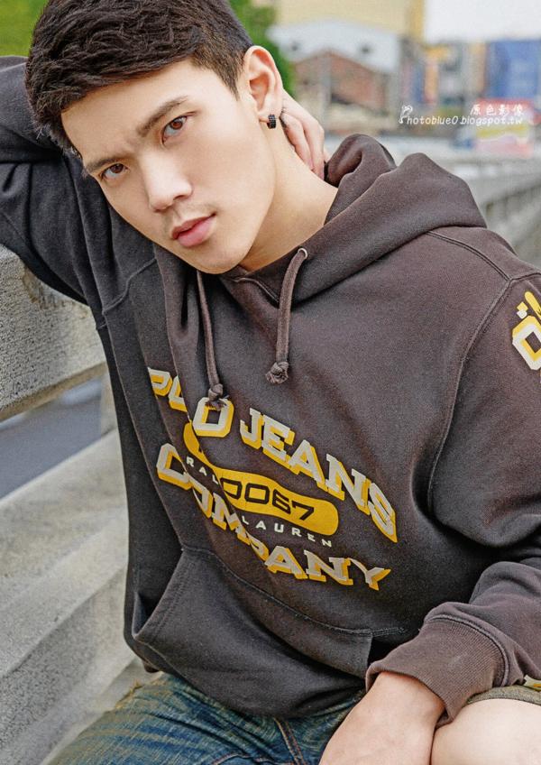 BlueMan-10-:-Sex-And-Model