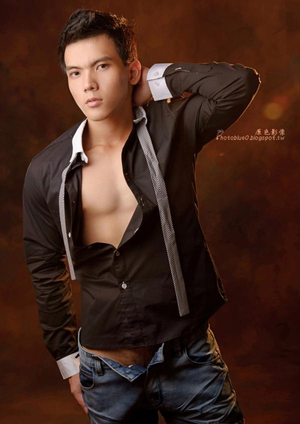 BlueMan-10-:-Sex-And-Model